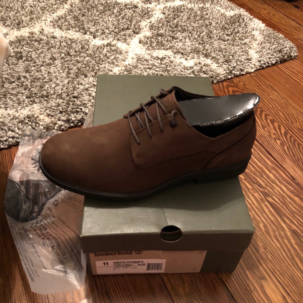BRAND NEW men’s waterproof oxford style boot sz11